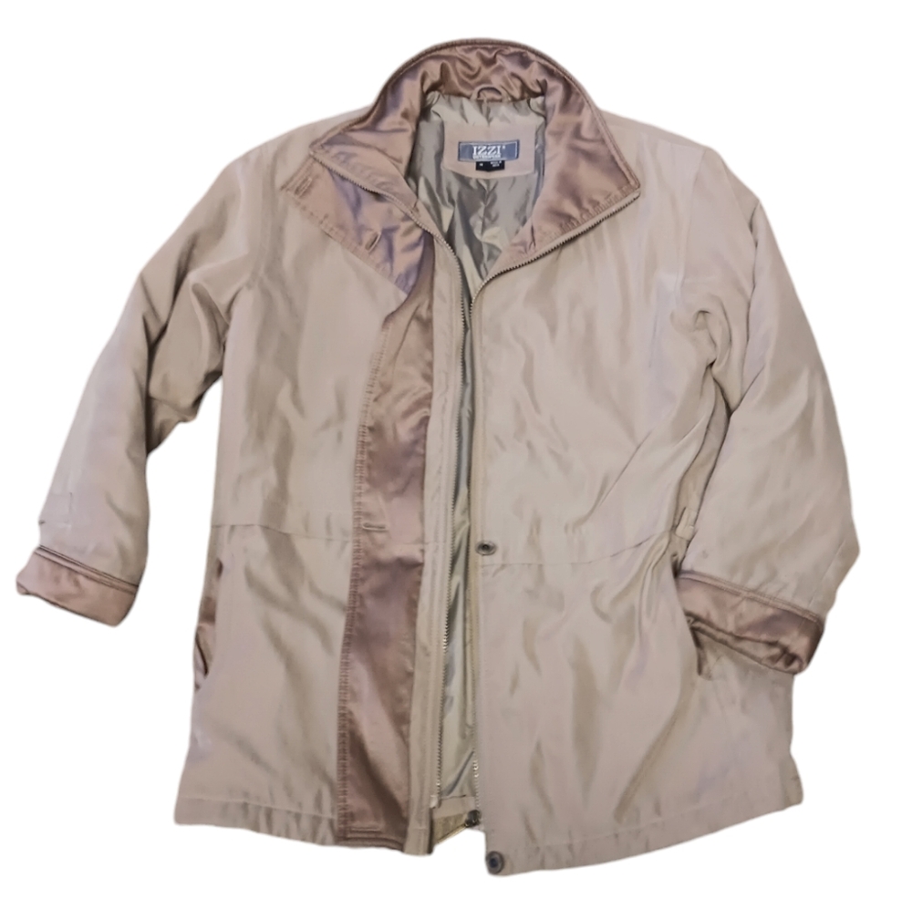 IZZI WOMEN'S SIZE MEDIUM TAN WINTER COAT.